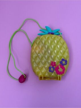Polly Pocket Tropicool Pineapple Wearable Purse Playset Mattel